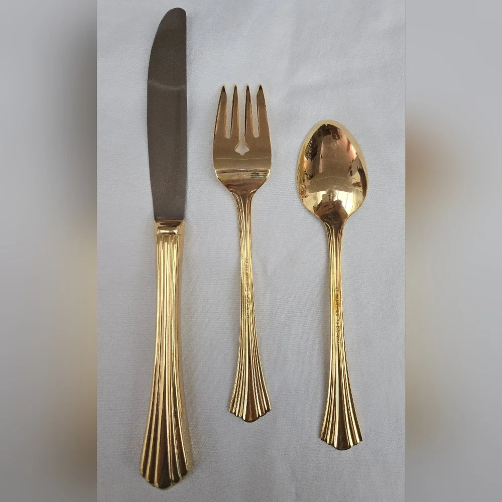 Golden Resplendence By International 3-Piece Place Settimg, Never Used